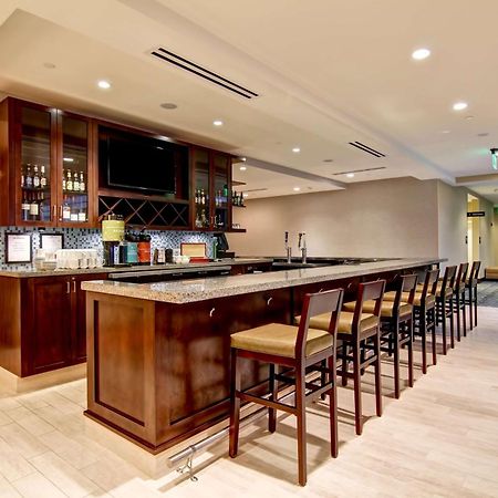 Hilton Garden Inn Woodbridge Zewnętrze zdjęcie